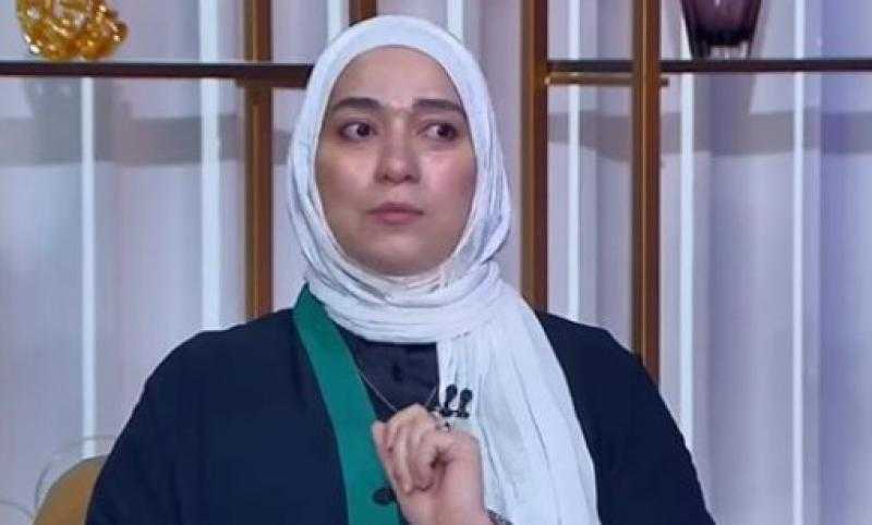 داعية إسلامية: جواز أخذ الزوجة من مال زوجها في حالة البخل الشديد