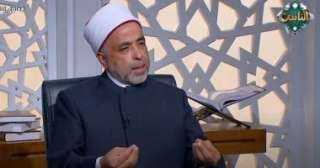 هل يمكن أداء عمرة للزوج الأول المتوفى من معاش الزوج الثاني؟ دار الإفتاء توضح