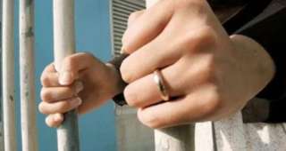 اتهام زوجة بعلاقة محرمة أثناء سفر زوجها.. تفاصيل تجديد حبسها في الزقازيق