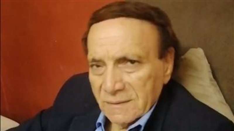 الفنان فكري عبد الحميد
