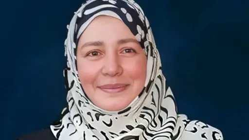 65 عامًا من البساطة والإبداع.. عبلة كامل بين الفن والاعتزال الإعلامي