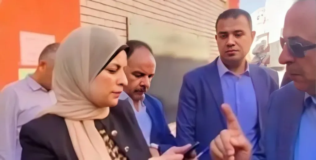 محافظ بورسعيد يحيل مديرة مدرسة للنيابة بسبب خروج طالبات أثناء الدراسة