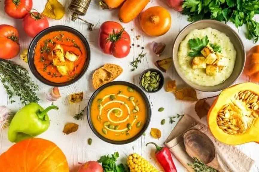 أطعمة نباتية غنية بالبروتين تفوق البيض .. اكتشف مصادر الشبع الصحية لفصل الخريف