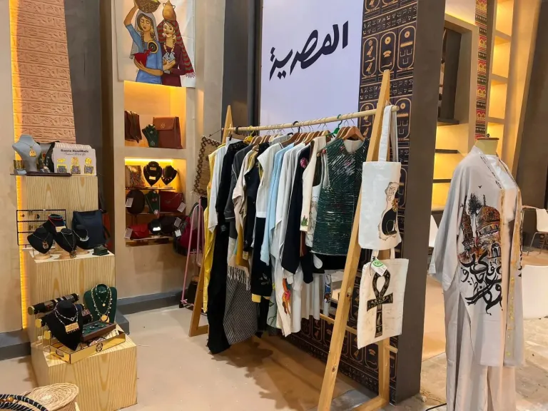 جانب من الحدث 