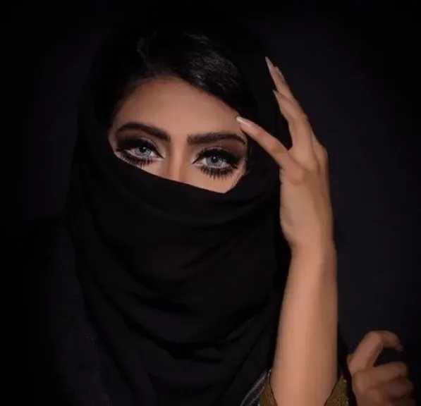 هل يجوز للخاطب رؤية وجه مخطوبته المنتقبة؟ أمين الفتوى يوضح