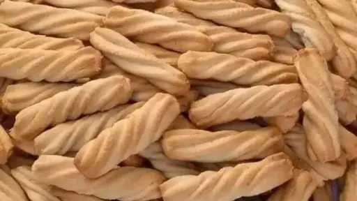 بسكويت الشاي الصعيدي.. سر الوصفة الأصيلة على يديكِ بخطوات بسيطة