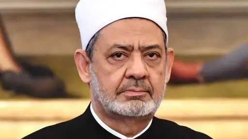شيخ الأزهر ينعى الدكتور أحمد عمر هاشم .. عالم أزهري ترك بصمة في العلم والدعوة