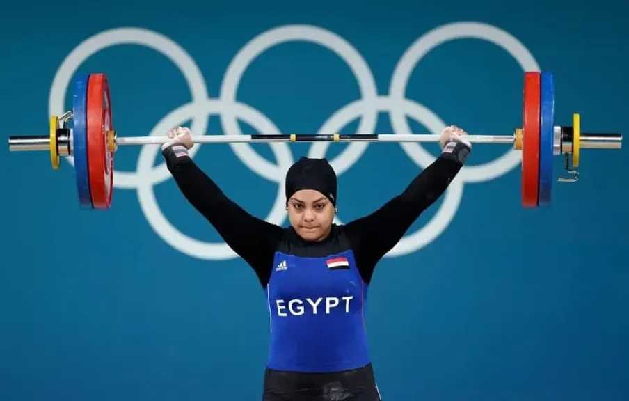 سارة سمير تتألق في بطولة العالم للأثقال بالنرويج وتحصد 3 ميداليات فضية