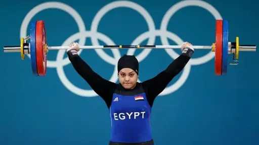 سارة سمير تتألق في بطولة العالم للأثقال بالنرويج وتحصد 3 ميداليات فضية