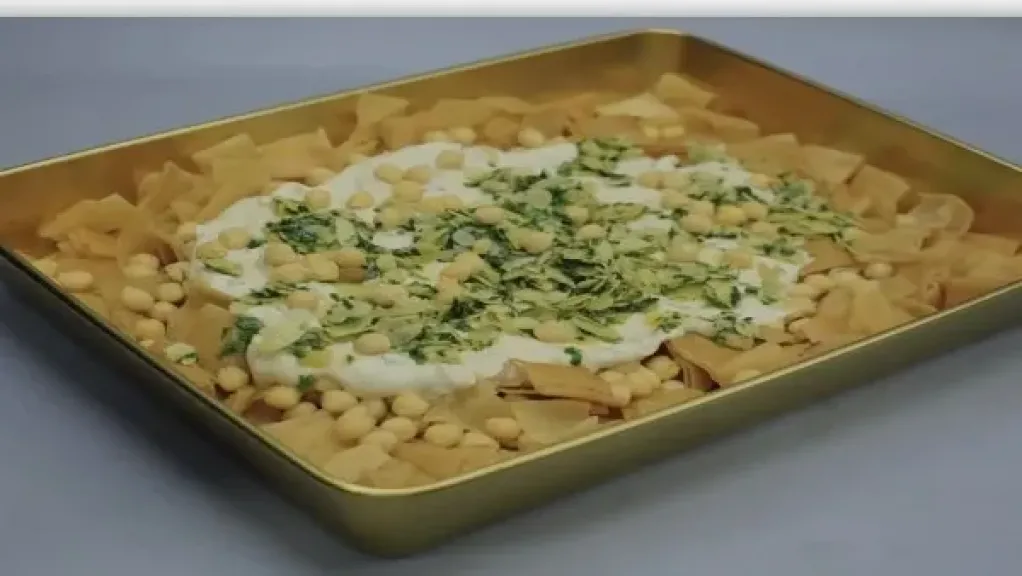 فتة الحمص