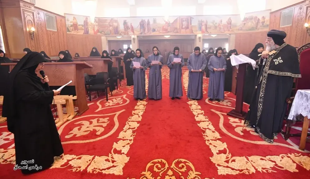 الراهبات 