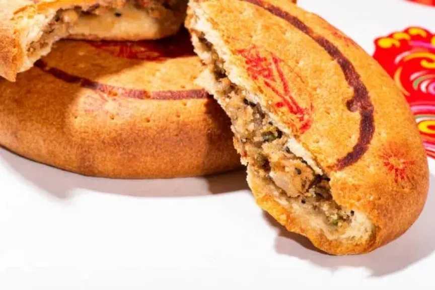 ابدعي في مطبخكِ.. طريقة تحضير الفطير الشامي الهش والمميز بسهولة