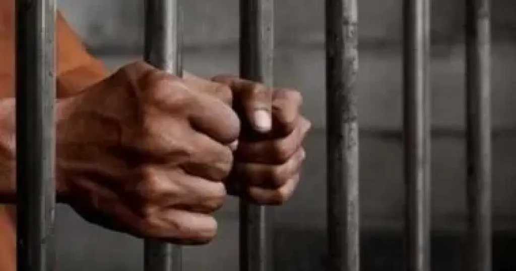 جريمة في الظل.. كشف تفاصيل مقتل سيدة داخل شقتها بالتجمع