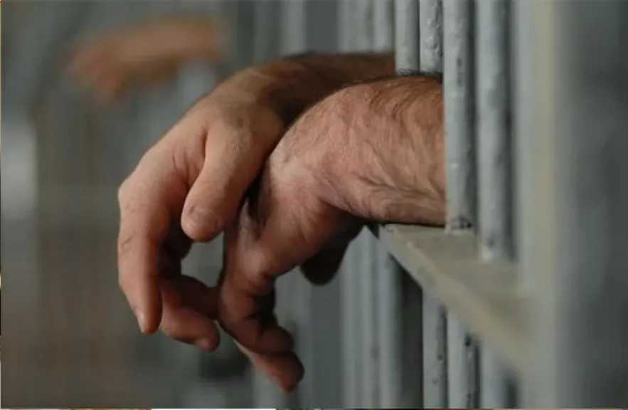 حبس الأب المتهم بدهس طلاب في بيفرلي هيلز بالشيخ زايد 4 أيام