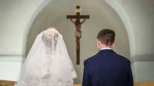 هل يجوز للأقباط الزواج من غير المسيحيين؟ رأي الكنيسة القبطية الأرثوذكسية