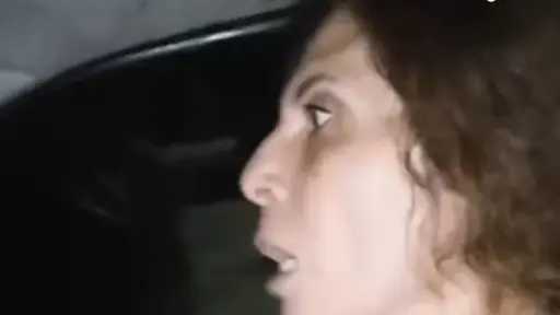 اعتداء وحشي على صحفية أثناء إطعامها كلبًا في 6 أكتوبر
