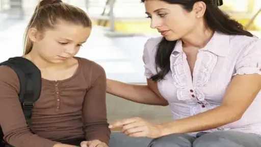 5 نصائح لحماية طفلك من التحرش الجنسي بعد واقعة مدرس الدقهلية