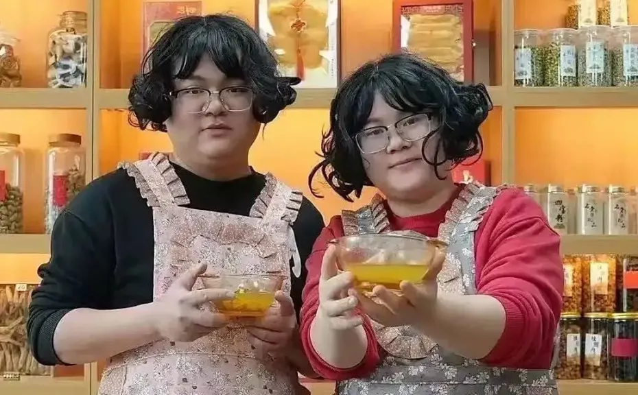 النجمة العالمية بليك ليفلي