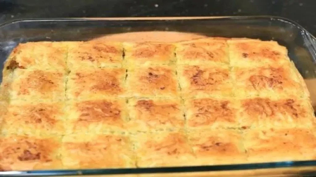 جلاش البسطرمة والجبنة