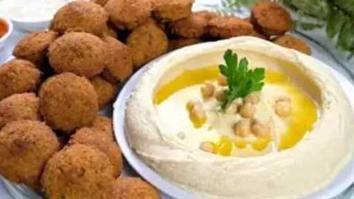طعمية الحمص اللذيذة.. وصفة مذهلة لربات البيوت الباحثات عن التميز طعمية الحمص اللذيذة.. وصفة مذهلة لربات البيوت الباحثات عن التميز
