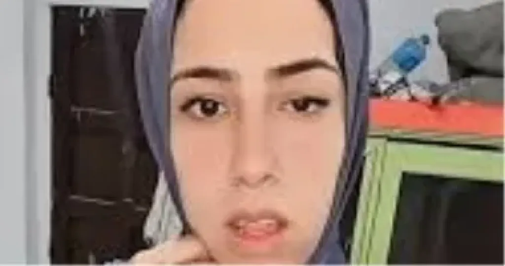 علياء قمرون