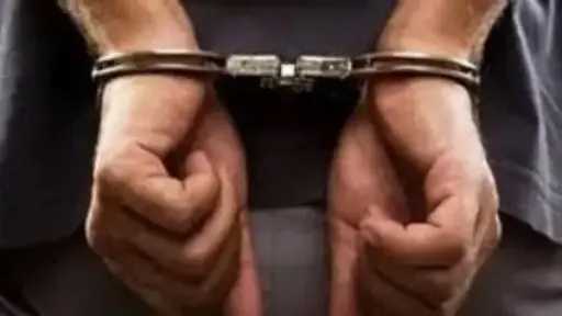 حادثة صادمة في مدرسة المعلمات بدمنهور.. مشاجرة بين طالبتين تتصدر الترند وتحرك... حادثة صادمة في مدرسة المعلمات بدمنهور.. مشاجرة بين طالبتين تتصدر الترند وتحرك الجهات الأمنية