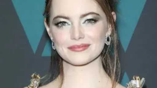 ألوان المكياج المثالية لإبراز جمال العيون الخضراء ألوان المكياج المثالية لإبراز جمال العيون الخضراء