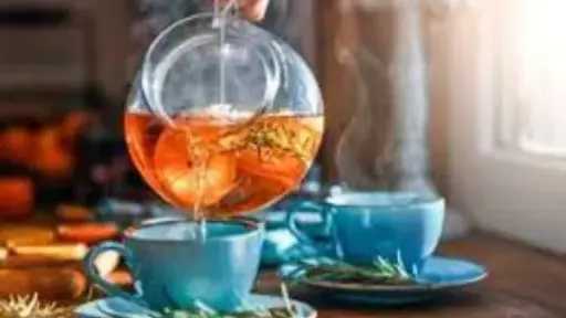 مشروبات مسائية لتعزيز صحة المرأة.. من تحسين الهضم إلى دعم الأيض مشروبات مسائية لتعزيز صحة المرأة.. من تحسين الهضم إلى دعم الأيض