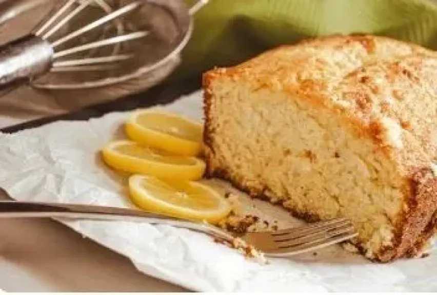 كيك سريع بأربع مكونات لإطلالة نسائية مميزة في عالم الحلويات كيك سريع بأربع مكونات لإطلالة نسائية مميزة في عالم الحلويات