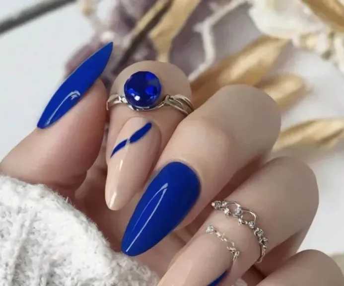 اختيارات عصرية.. ألوان طلاء الأظافر الأكثر أناقة للمرأة في شتاء 2026