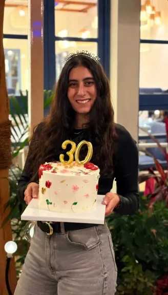 نور الشربيني.. أيقونة الاسكواش العالمية تحتفل بعيد ميلادها الـ30