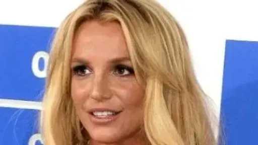 بريتني سبيرز تتألق بروحها الودودة.. مدير مطعم يدحض شائعات التصرفات الغريبة