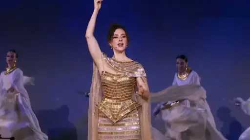 السوبرانو شيرين أحمد طارق تتألق في افتتاح المتحف المصري الكبير.. فمن هي؟ السوبرانو شيرين أحمد طارق تتألق في افتتاح المتحف المصري الكبير.. فمن هي؟