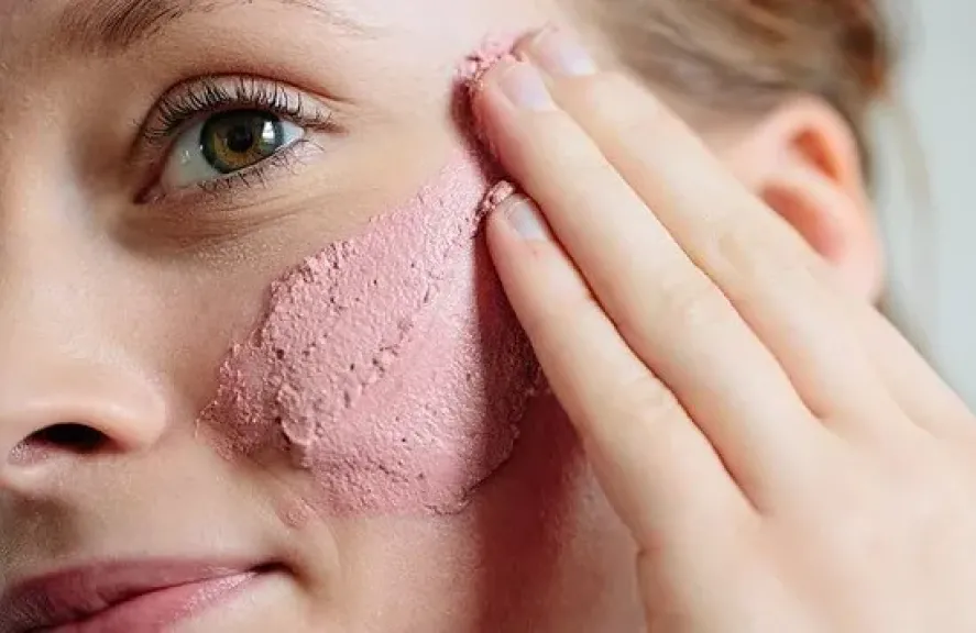 الخدود الوردية