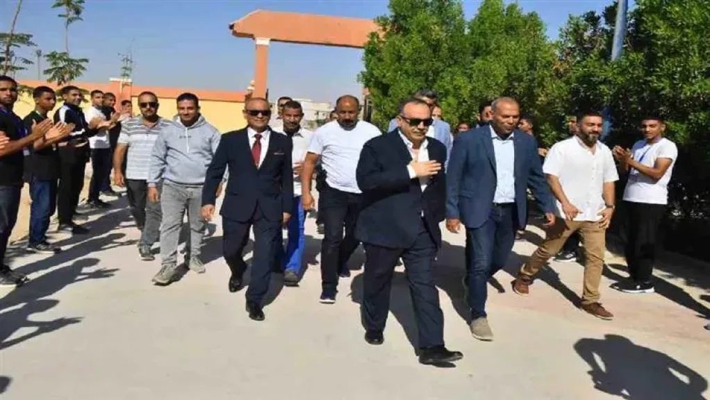 محافظ أسيوط