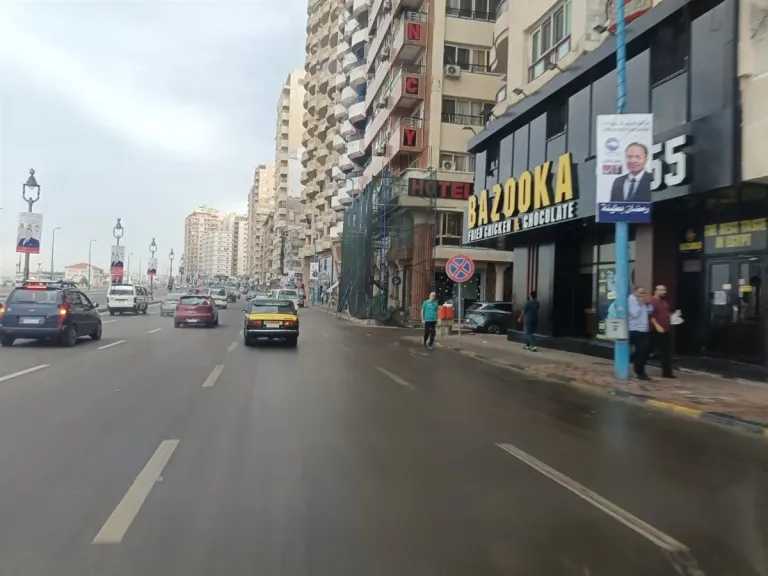 سقوط أمطار بالإسكندرية واستعداد مكثف لمواجهة التقلبات الجوية