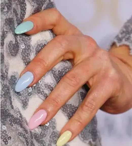 ألوان مانيكير تضفي على إطلالتك أناقة وجاذبية في مناسباتك الخاصة