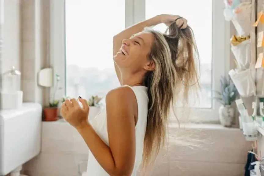 وصفات طبيعية لتحفيز نمو الشعر.. دليل شامل للعناية بشعر المرأة والحفاظ على كثافته