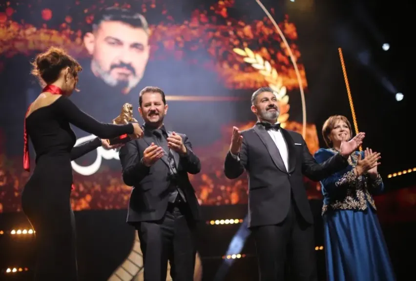 تكريم ياسر جلال في مهرجان وهران السينمائي..احتفاء بمسيرة فنية مميزة