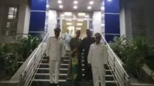 التفاصيل الكاملة لإعادة طفل من ذوى الاحتياجات الخاصة لأهله فى لفتة إنسانية التفاصيل الكاملة لإعادة طفل من ذوى الاحتياجات الخاصة لأهله فى لفتة إنسانية