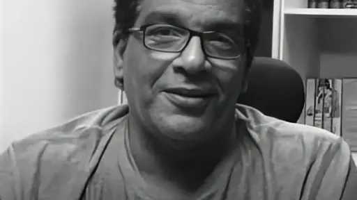 الكاتب والإعلامي محمد الغيطي يودّع صديقه أحمد عبدالله بكلمات مؤثرة الكاتب والإعلامي محمد الغيطي يودّع صديقه أحمد عبدالله بكلمات مؤثرة