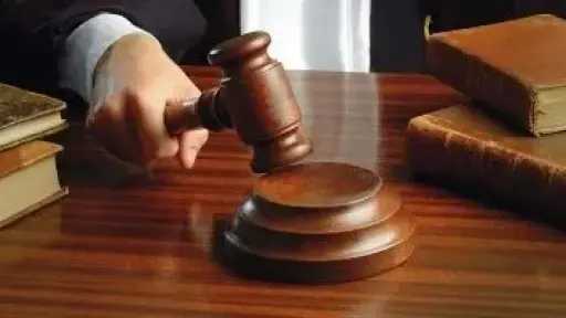 شاب يبتز فتاة بالصور.. محكمة الزقازيق تقضي بالسجن 3 سنوات