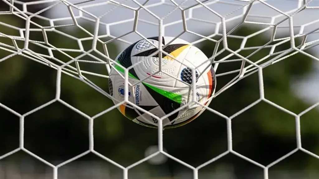 مباريات اليوم الأحد 9 نوفمبر 2025 .. مواجهات مثيرة وقنوات النقل