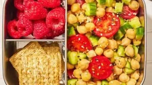 أفكار مبتكرة لتحضير وجبات سريعة وصحية للمرأة العصرية