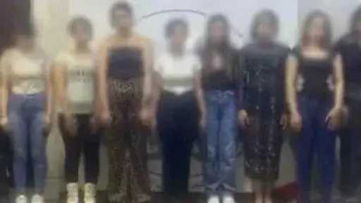 الأمن يضبط شبكة نسائية لاستغلال التطبيقات الإلكترونية في أعمال منافية للآداب