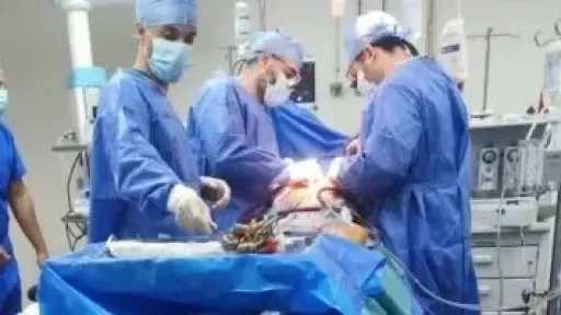 إنجاز طبي لافت.. إنقاذ حياة سيدة عبر استئصال ورم كبير بالقلب في الفيوم