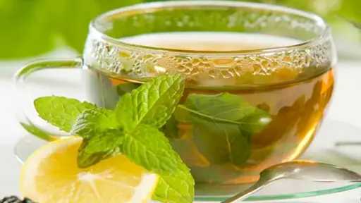 تحذير من الإفراط في تناول الشاي الأخضر .. اضطرابات القلق في الانتظار