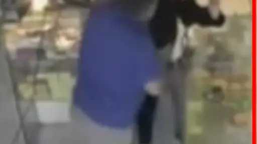 الأمن يكشف تفاصيل واقعة تعدي أب على ابنته بالضرب في الإسماعيلية الأمن يكشف تفاصيل واقعة تعدي أب على ابنته بالضرب في الإسماعيلية