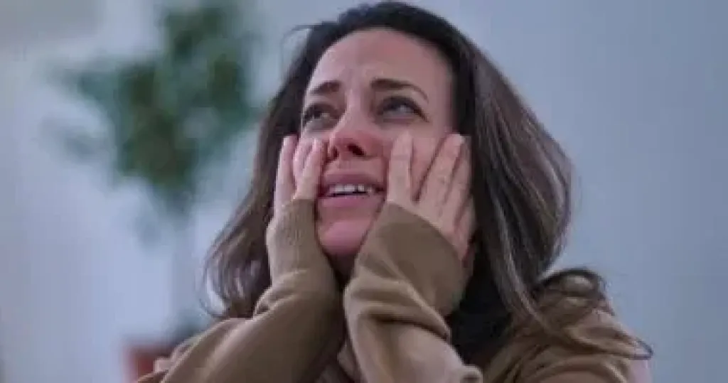 انتفاخ العينين