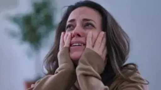 أسرار التخلص من انتفاخ العينين بعد البكاء بأساليب طبيعية فعّالة أسرار التخلص من انتفاخ العينين بعد البكاء بأساليب طبيعية فعّالة